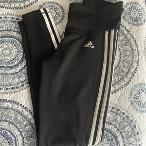 Women’s size M new Adidas Climalite legging